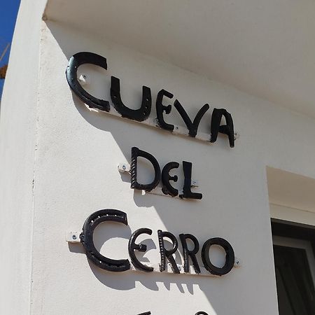 Alojamiento Rural Cueva Del Cerro Casas del Cerro Ngoại thất bức ảnh